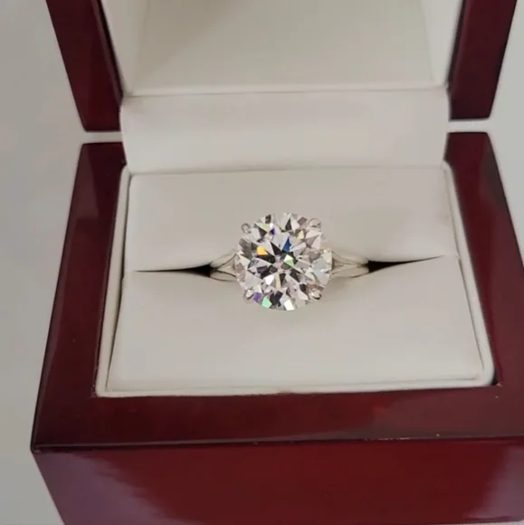 New 4ct Certified Moissanite Engagement Ringn - Picture 1 of 12